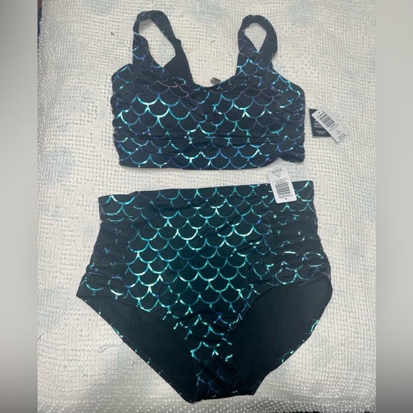 Torrid Dark Mermaid Scale Bikini Set - Picture 3 of 7